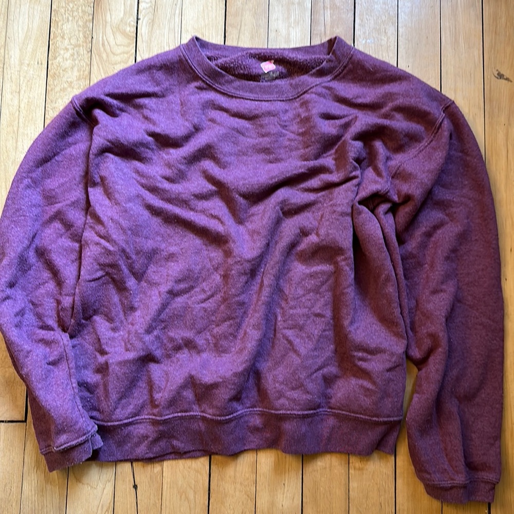 Vintage women’s Hanes crew neck size M